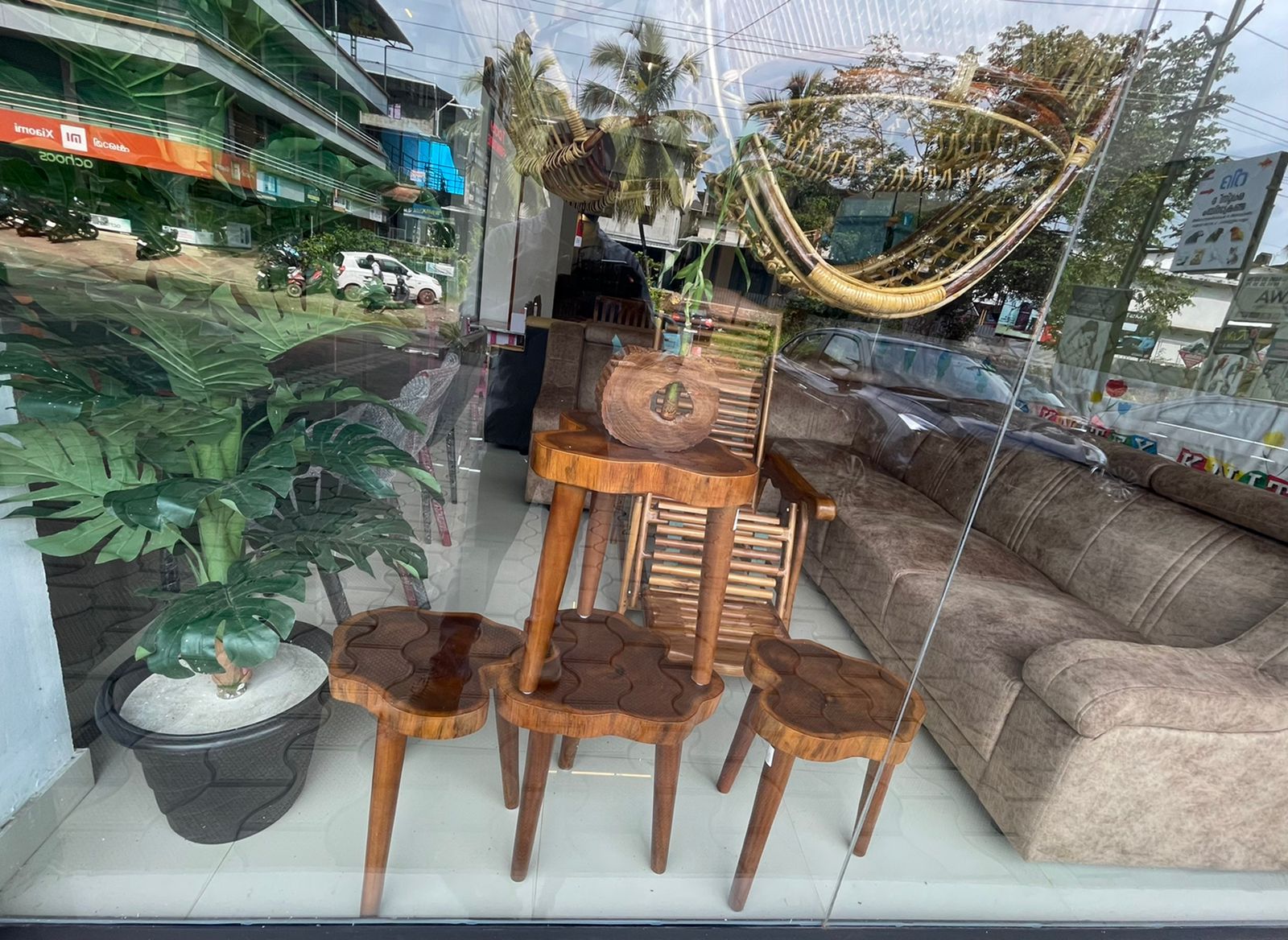 7 DAY FURNITURE EDAVANNAPPARA