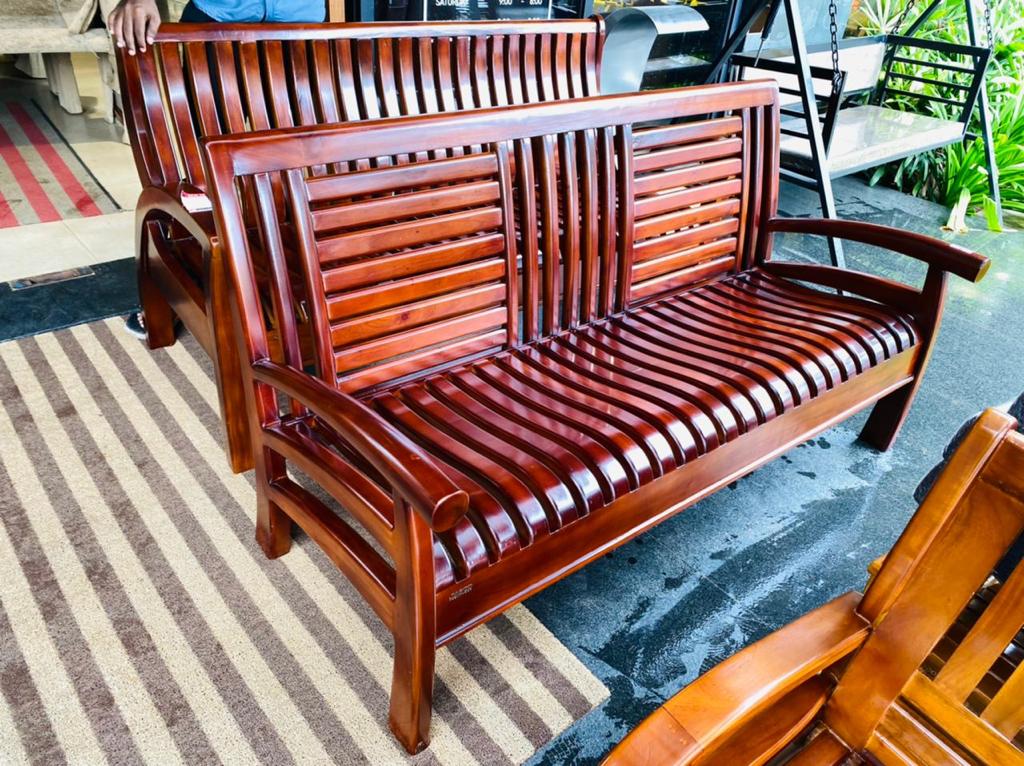 7 DAY FURNITURE EDAVANNAPPARA